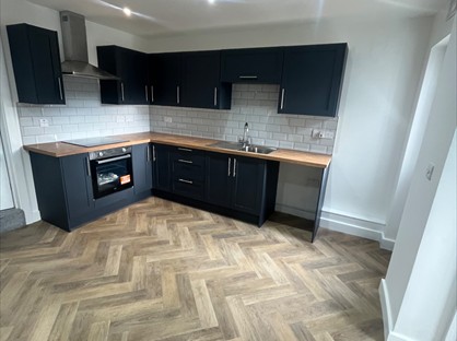 2 Bed Terraced House, High Street, SA14