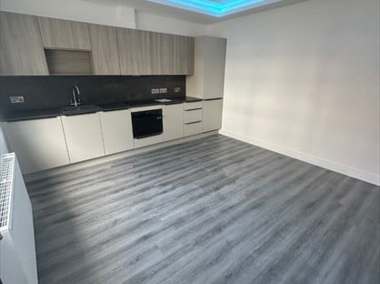 1 Bed Flat, Silverter House, HU1
