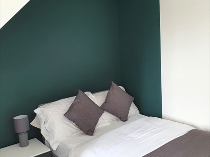 Room in a Shared House, High Road West, IP11