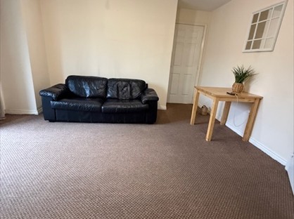 2 Bed Flat, Hatherton Court, M28