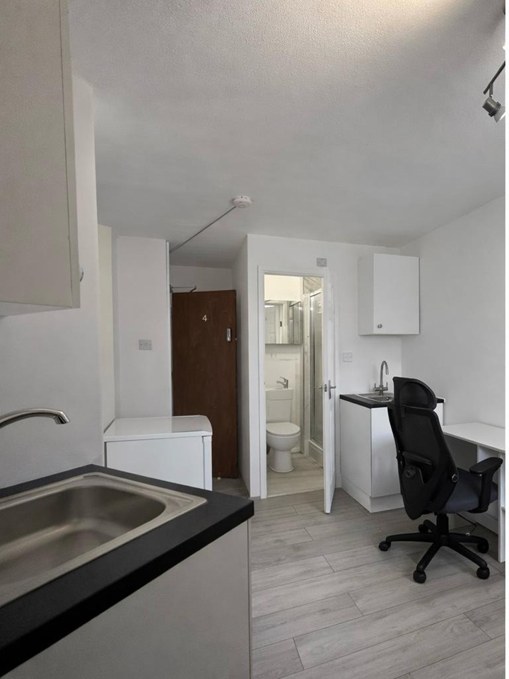 Additional image 3 of Room in a Shared House, Bruckner Street, W10, N1 7GU
