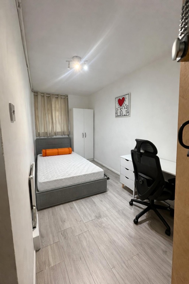 Additional image 5 of Room in a Shared House, Bruckner Street, W10, N1 7GU