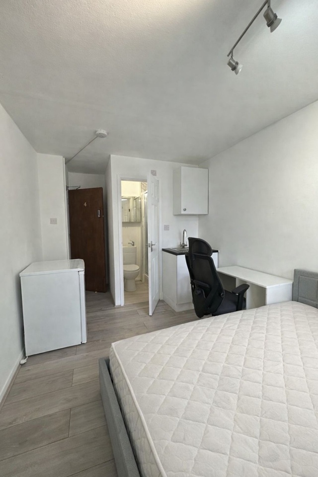 Additional image 6 of Room in a Shared House, Bruckner Street, W10, N1 7GU
