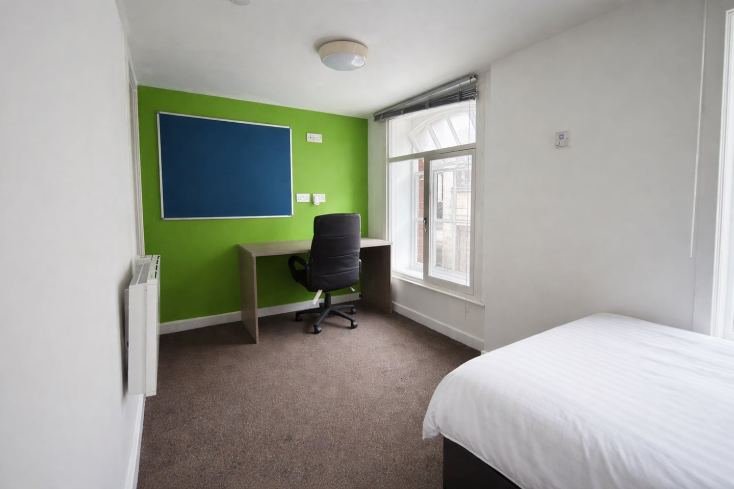 Additional image 3 of Studio Flat, Minerva House, NG1, N1 7GU