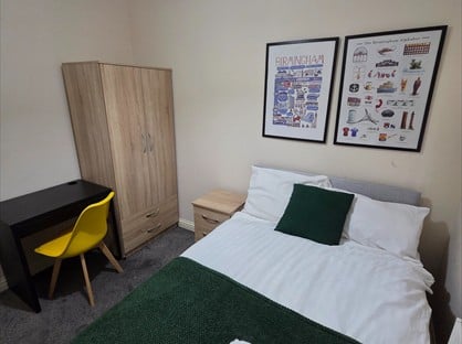 6 bed room for rent in Room in a Shared House, Wood Green Road, WS10