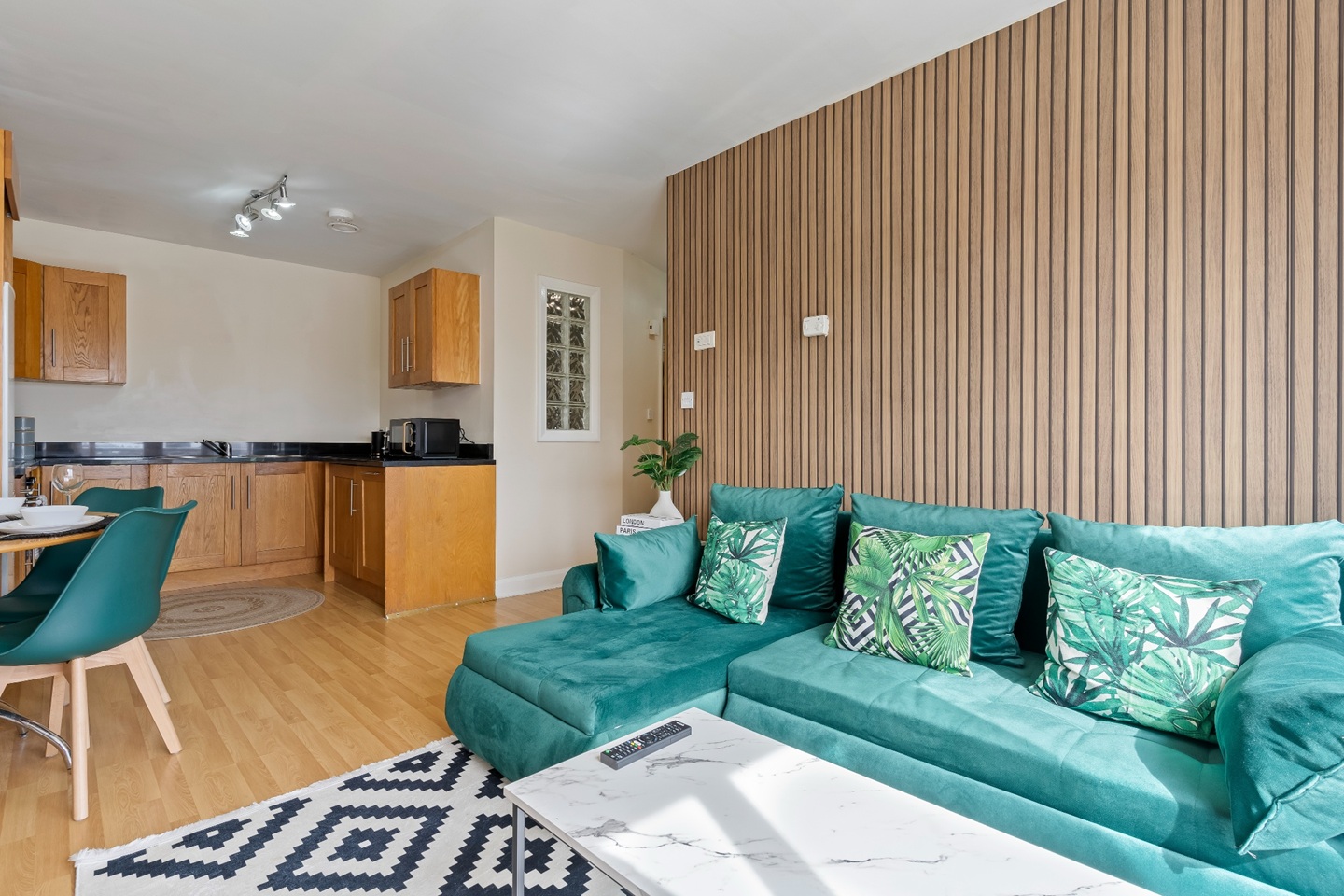 Additional image 6 of 2 Bed Flat, The Annexe, LE1, N1 7GU