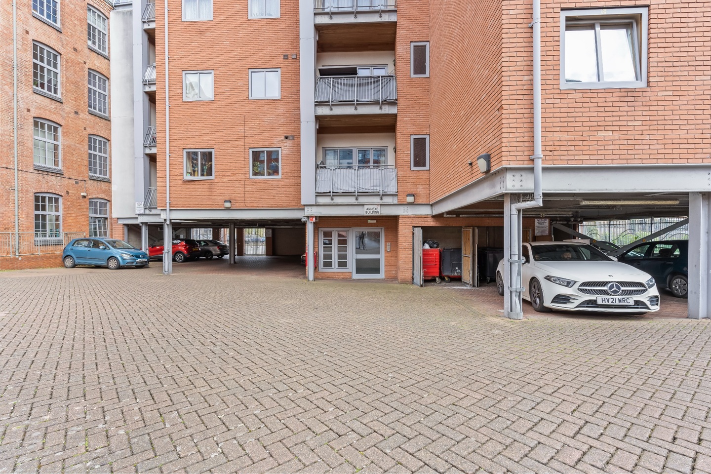 Additional image 21 of 2 Bed Flat, The Annexe, LE1, N1 7GU