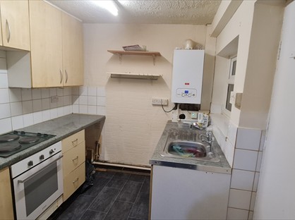 2 Bed Terraced House, Park Lane, TS1