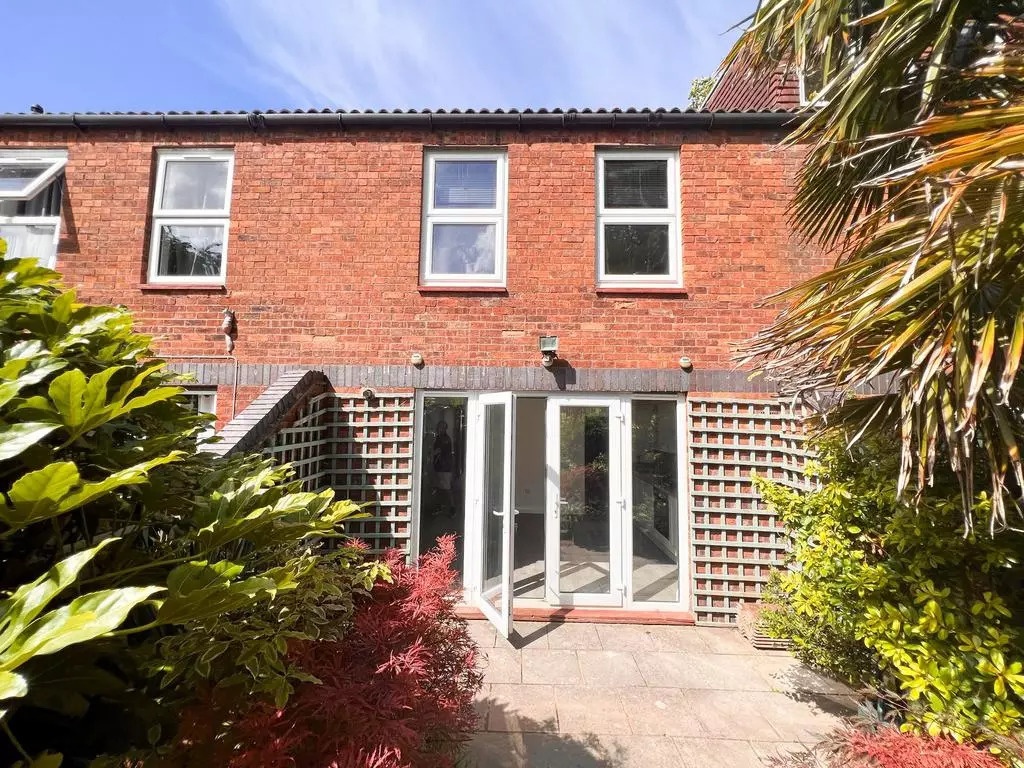 Additional image 2 of 6 Bed Terraced House, Small Lane, BS16, N1 7GU