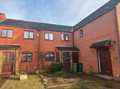 2 Bed Terraced House, Main Road, WR9