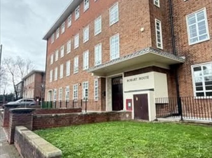 1 Bed Flat, Robart House, E11