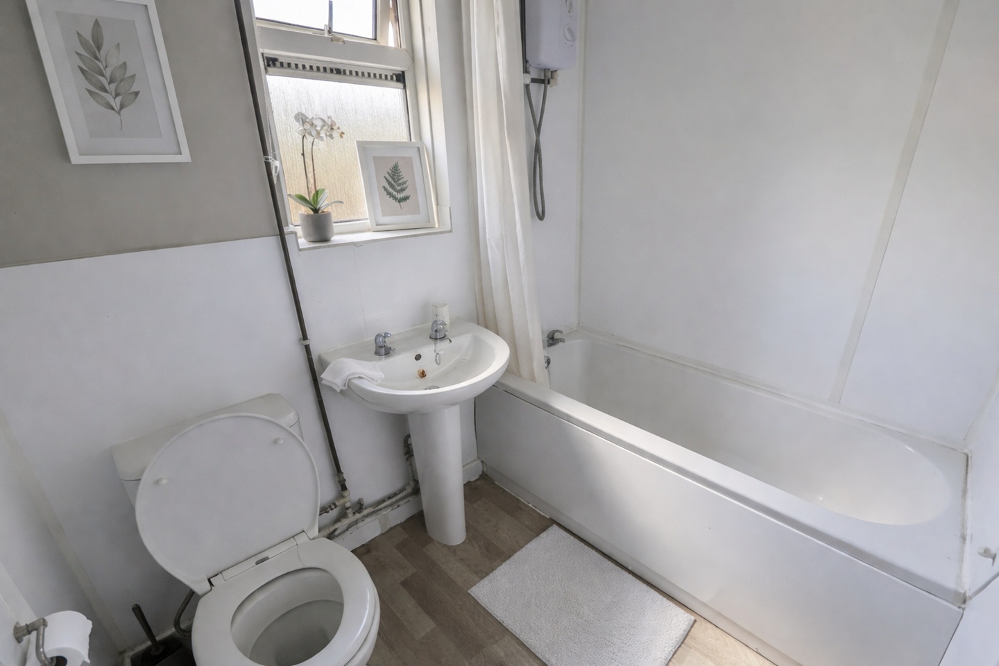 Additional image 4 of Room in a Shared House, St Andrews Road, SO14, N1 7GU