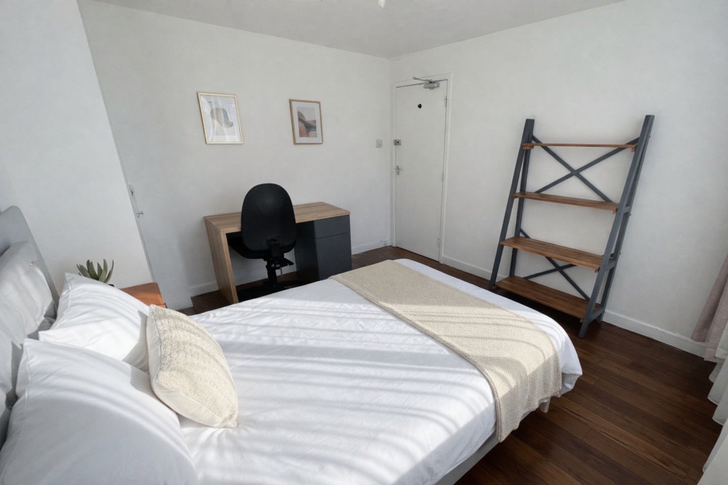 Additional image 6 of Room in a Shared House, St Andrews Road, SO14, N1 7GU