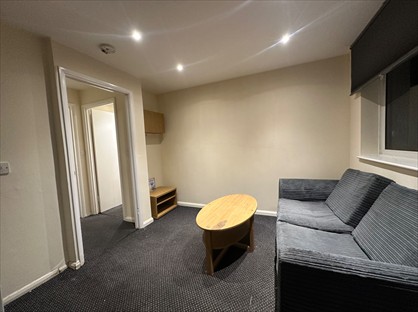 2 Bed Flat, Victoria Road, SL2