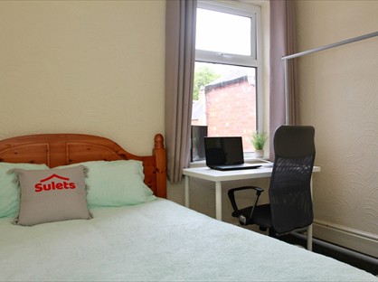 4 Bed Terraced House, Harrow Road, LE3