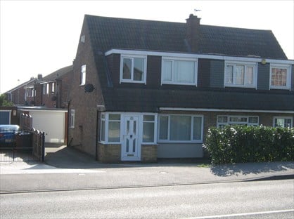 3 Bed Semi-Detached House, Holmsley Lane, LS26
