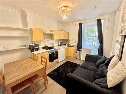 1 Bed Flat, Oakfield Avenue, G12