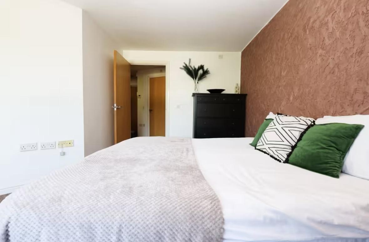 Additional image 26 of 1 Bed Flat, Vellacott Close, CF10, N1 7GU