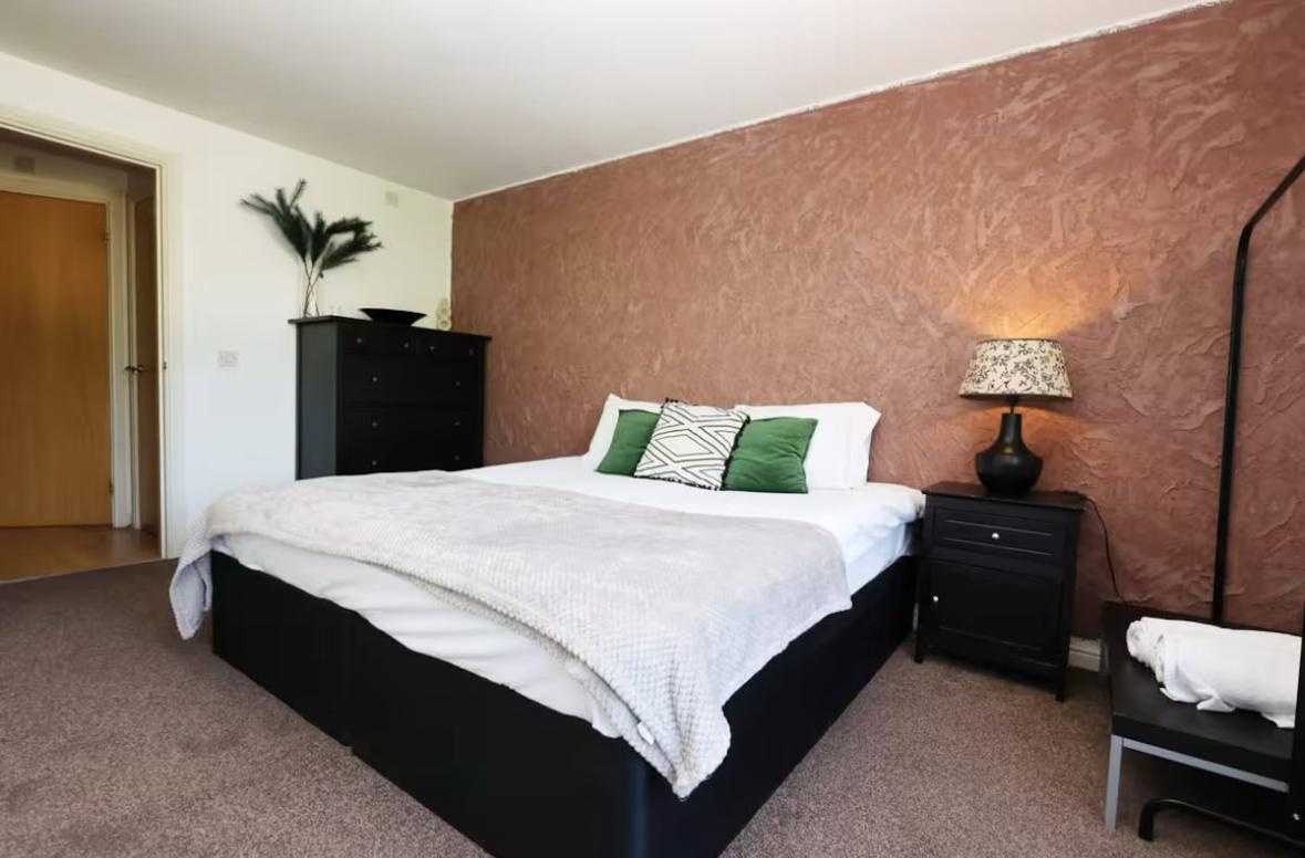 Additional image 35 of 1 Bed Flat, Vellacott Close, CF10, N1 7GU