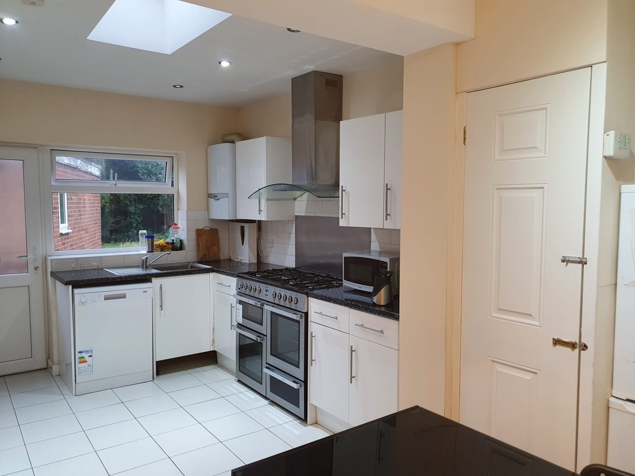 Additional image 5 of Room in a Shared House, Charter Avenue, CV4, N1 7GU