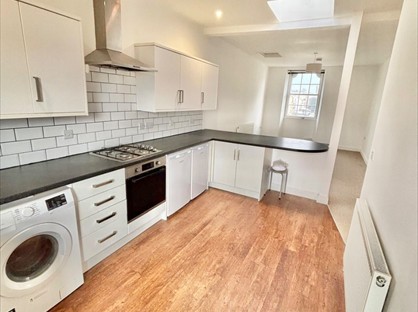 1 Bed Flat, Greenfield Place, BS23