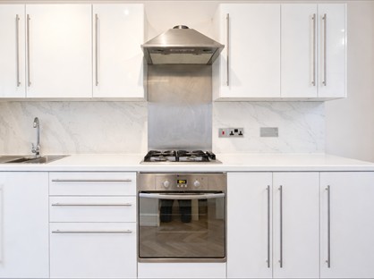 3 Bed Flat, Crescent Road, E18