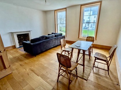 1 Bed Flat, Wellington Square, TN34