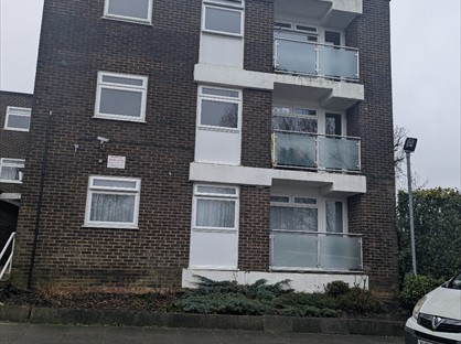 2 Bed Flat, Red Road, WD6