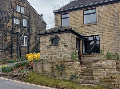 4 Bed Semi-Detached House, Sude Hill, HD9