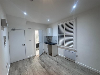 Studio Flat, Garth Road, NW2