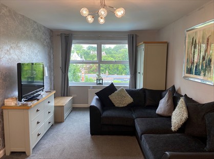 1 Bed Flat, Barramore, TQ2