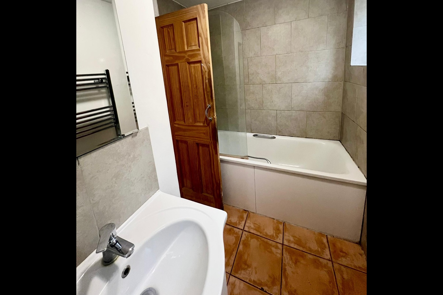 Additional image 7 of Room in a Shared House, Amazing Double Room In Brixton, SW9, N1 7GU