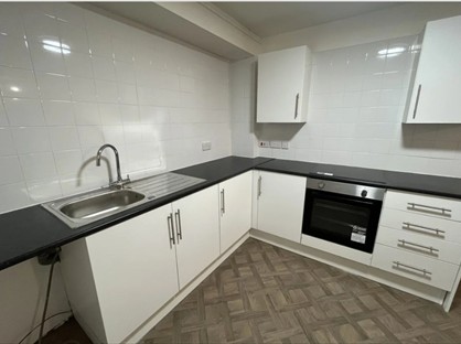 1 Bed Flat, Waterside View, DY13