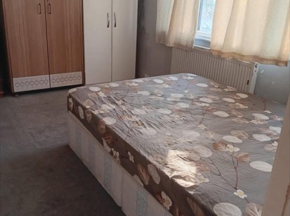 Room in a Shared House, Cambria Close, TW3