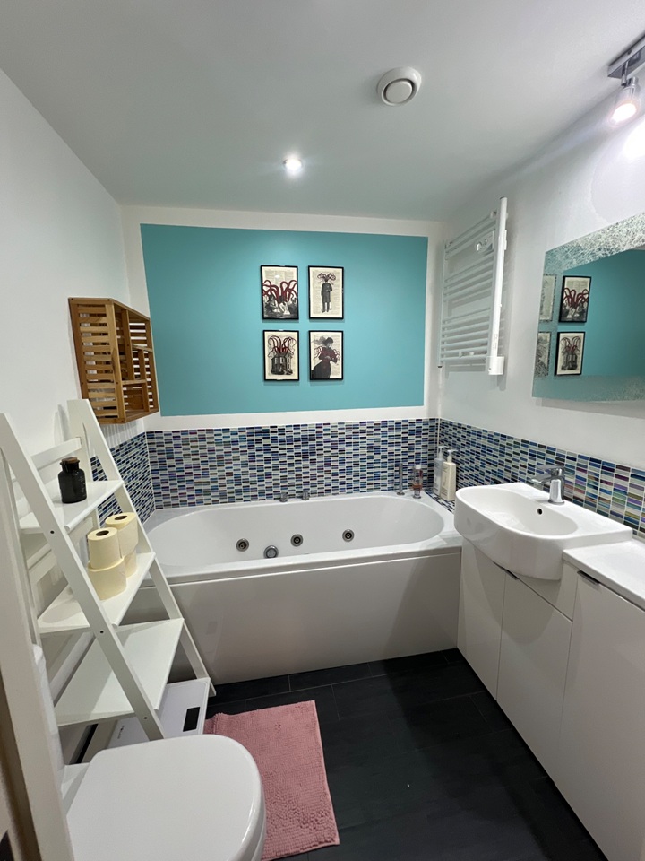 Additional image 4 of 2 Bed Flat, Oceana Boulevard, SO14, N1 7GU