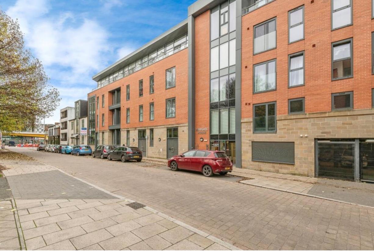 1 Bed Flat, Mabgate House, LS9