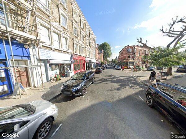 London - Studio Flat, London, W14 - To Rent Now for £1,300.00 p/m