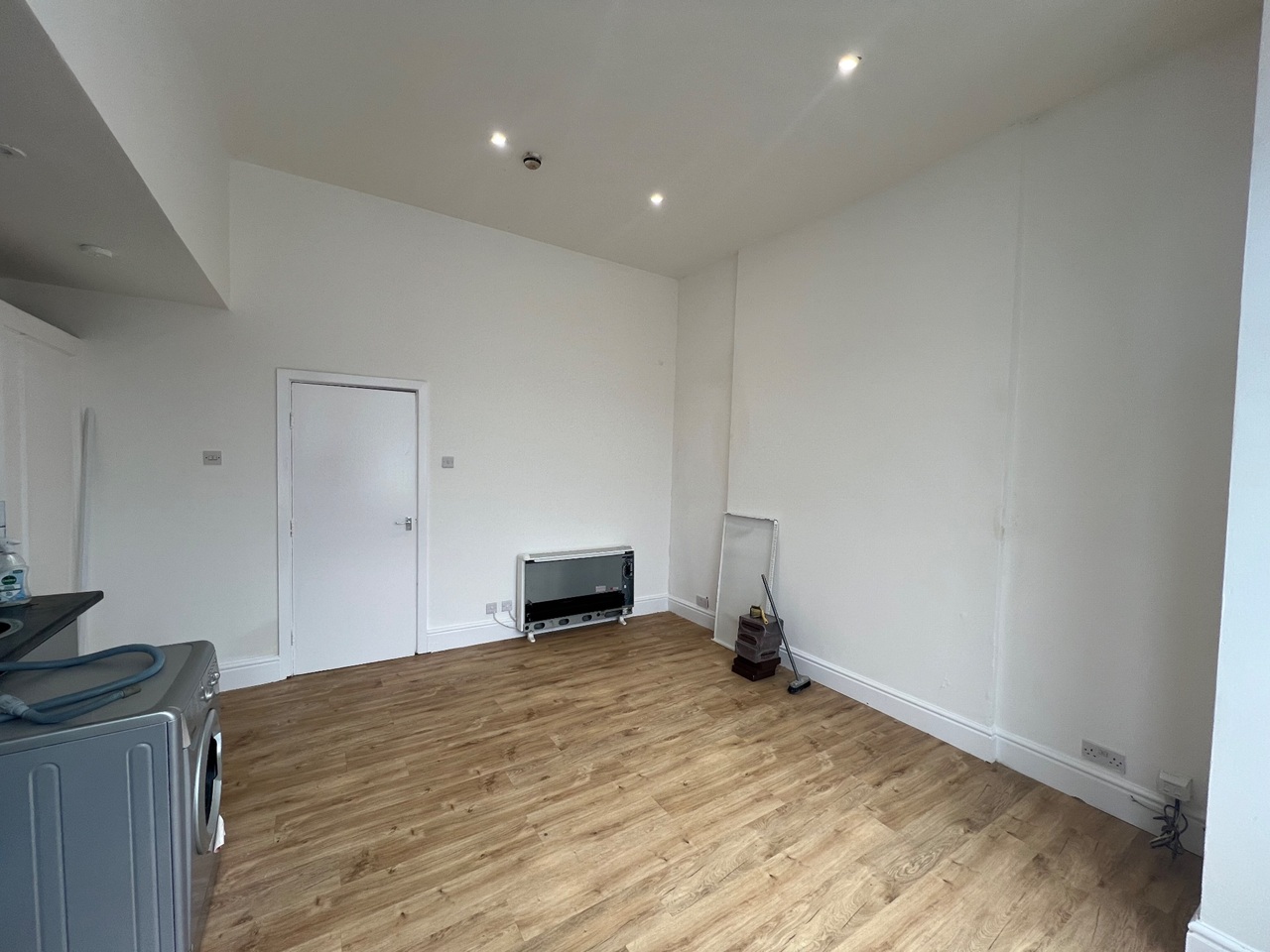 Additional image 3 of 1 Bed Flat, Newport Road, CF24, N1 7GU
