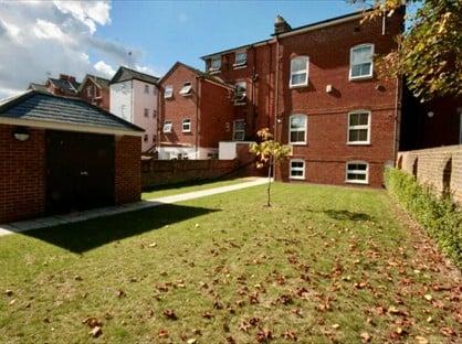 1 Bed Flat, Russell Street, RG1