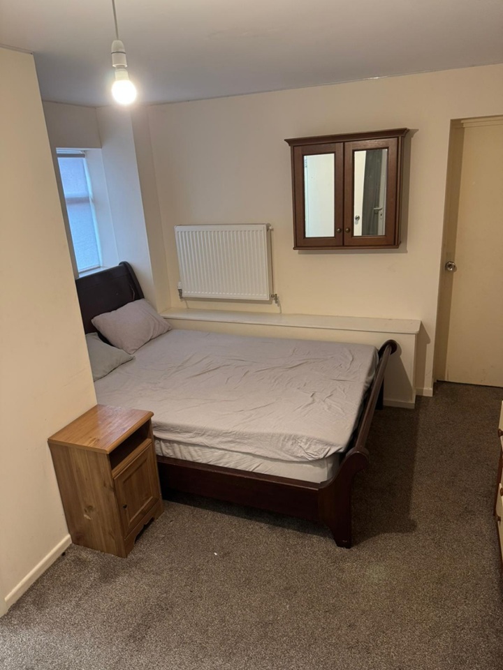 Additional image 7 of Room in a Shared House, Coleridge Road, CB1, N1 7GU