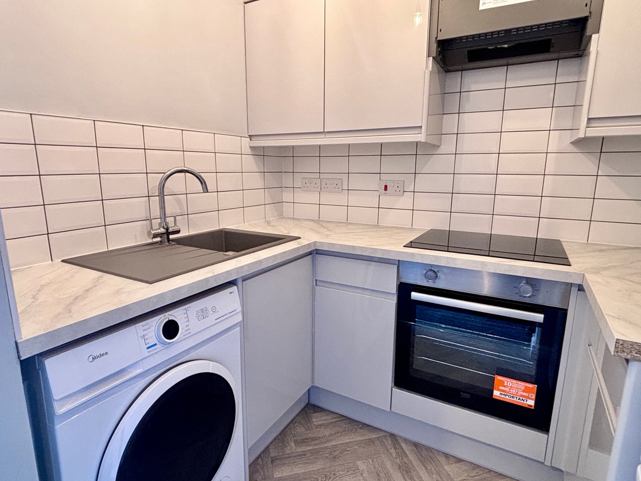1 Bed Flat, Langford Road, BS13, N1 7GU
