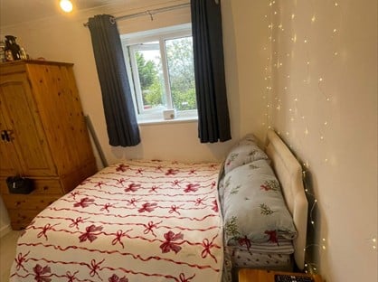 Room in a Shared House, Landon Court, PO12