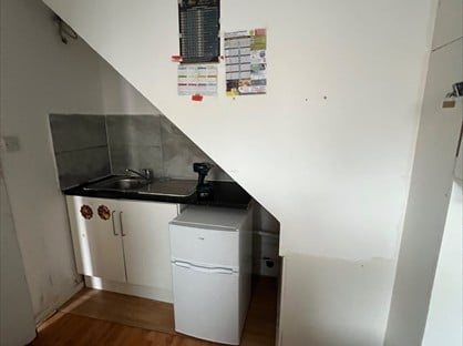 Studio Flat, Parkfield Avenue, UB5