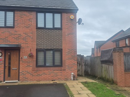 4 Bed Semi-Detached House, Britannia St, M6