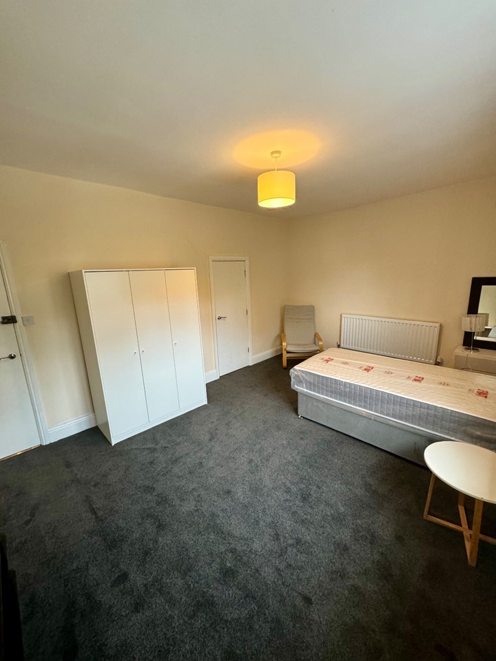 Additional image 2 of Room in a Shared House, Shirecliffe Lane, S3, N1 7GU