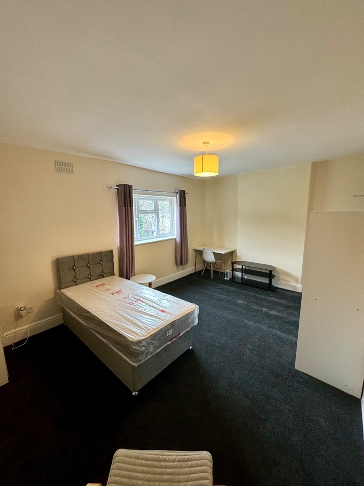 Additional image 4 of Room in a Shared House, Shirecliffe Lane, S3, N1 7GU