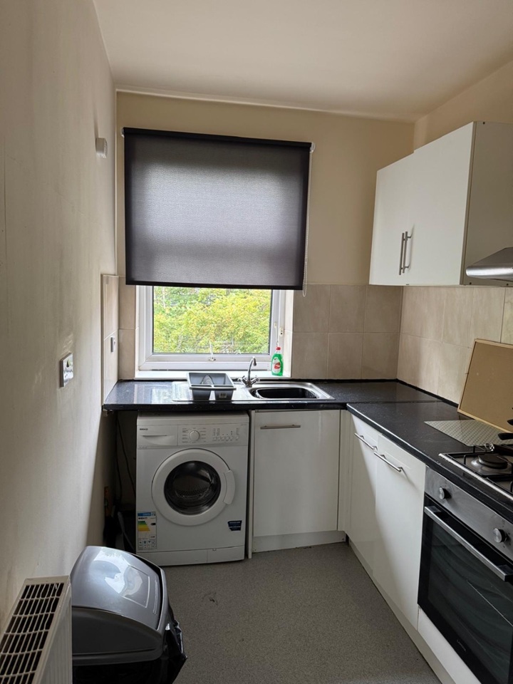 Additional image 3 of 3 Bed Flat, Sheffield, S5, N1 7GU