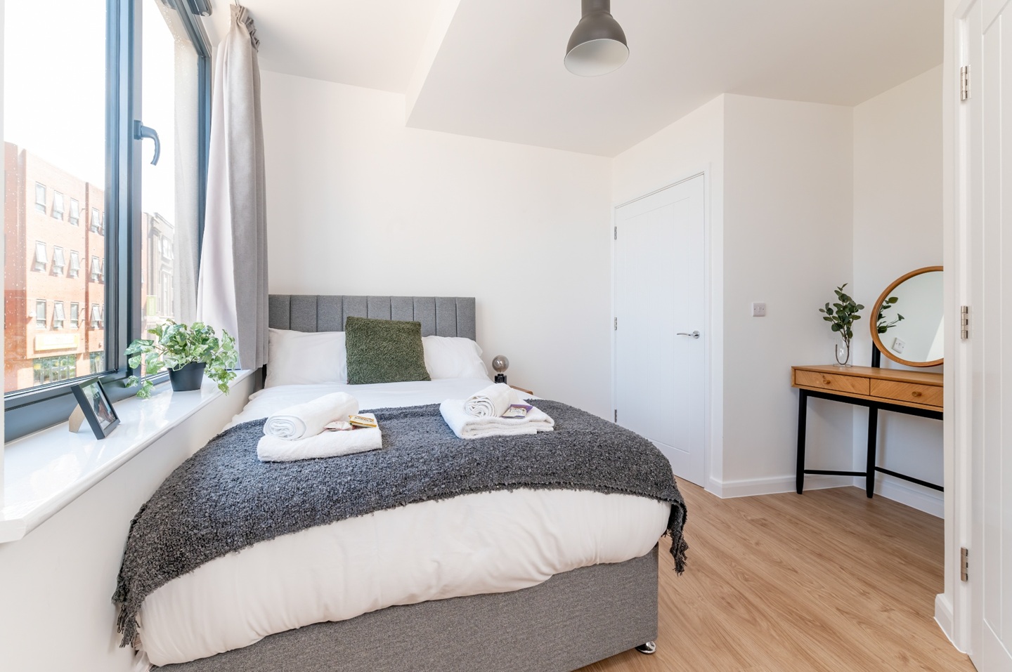 Additional image 5 of 2 Bed Flat, Queen Street, S1, N1 7GU