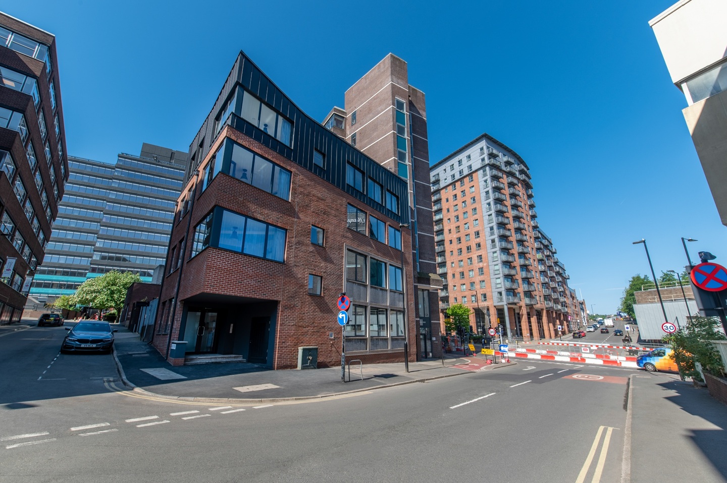 Additional image 10 of 2 Bed Flat, Queen Street, S1, N1 7GU