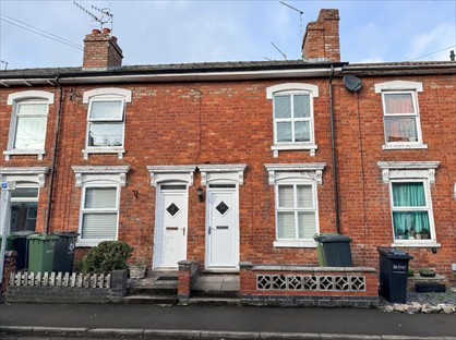 2 Bed Terraced House, Lower Chestnut St, WR1